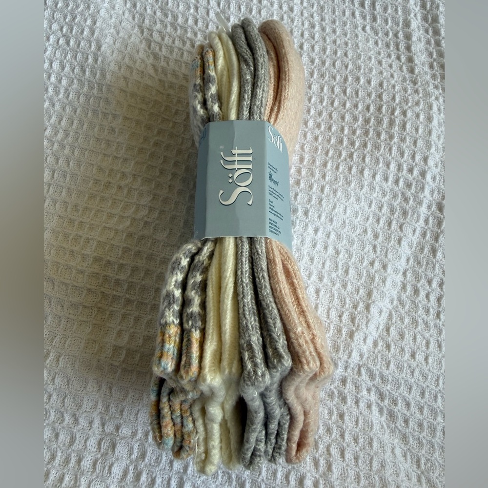 Sofft Super Soft No Show Socks 4 pack Cream/Pink/Multi Color NWT - Women’s 4-10 - Picture 3 of 7
